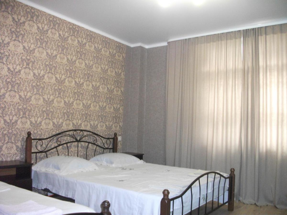 Guesthouse On Kabardinskaya 139A Gagry Eksteriør bilde
