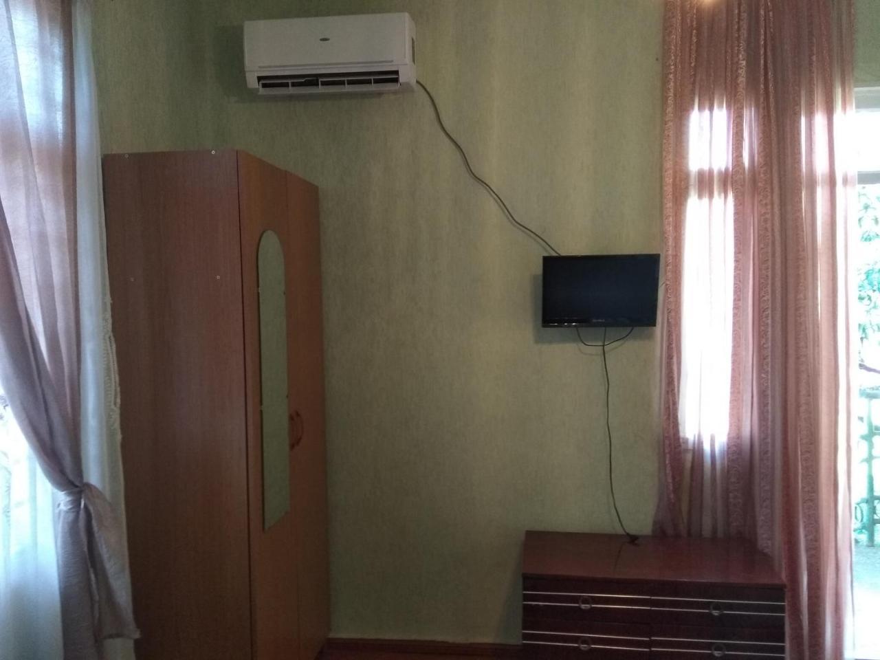 Guesthouse On Kabardinskaya 139A Gagry Eksteriør bilde